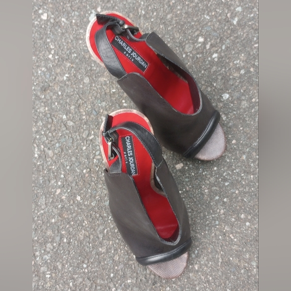 Charles Jourdan Geni Slingback Heels (pre-loved) - Picture 9 of 9